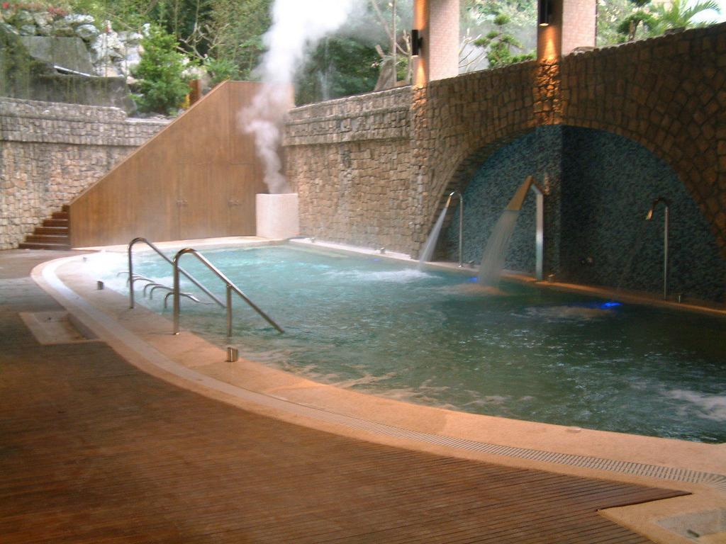 Hoya Hot Springs Resort & Spa Wenquan Exterior photo